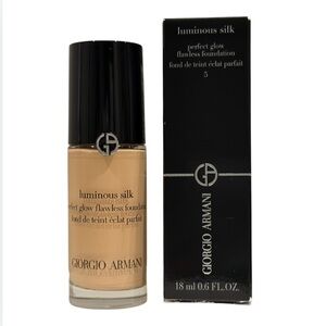 GIORGIO ARMANI new #5 Luminous Silk Perfect Glow Flawless Foundation 18ml